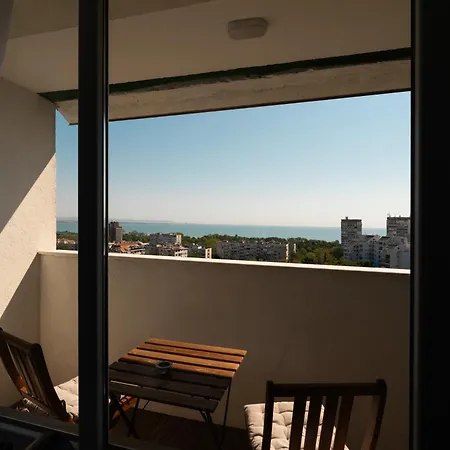 Lazur Sea View 公寓 布尔加斯